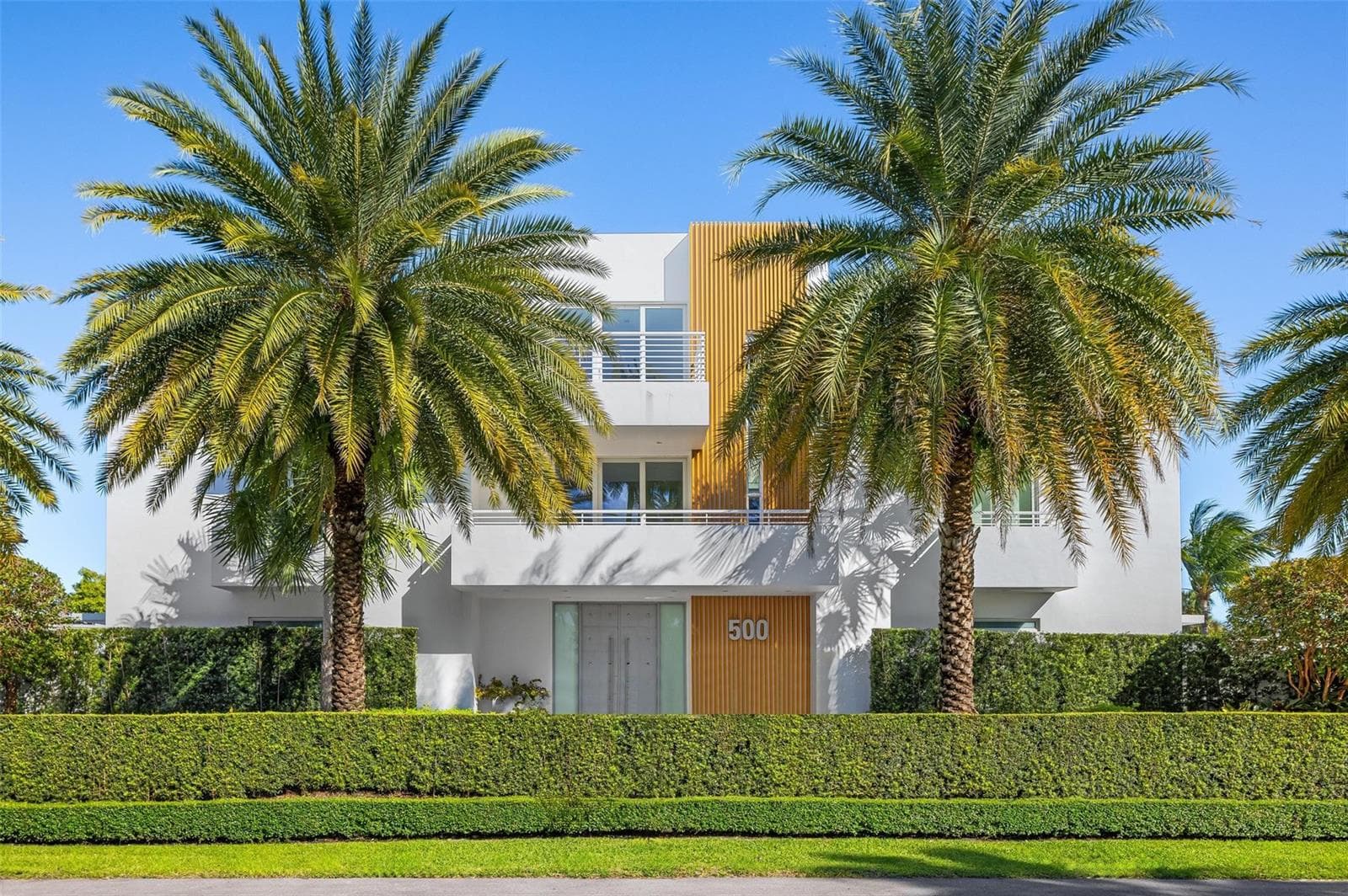 500 Isle Of Capri Drive photo 3