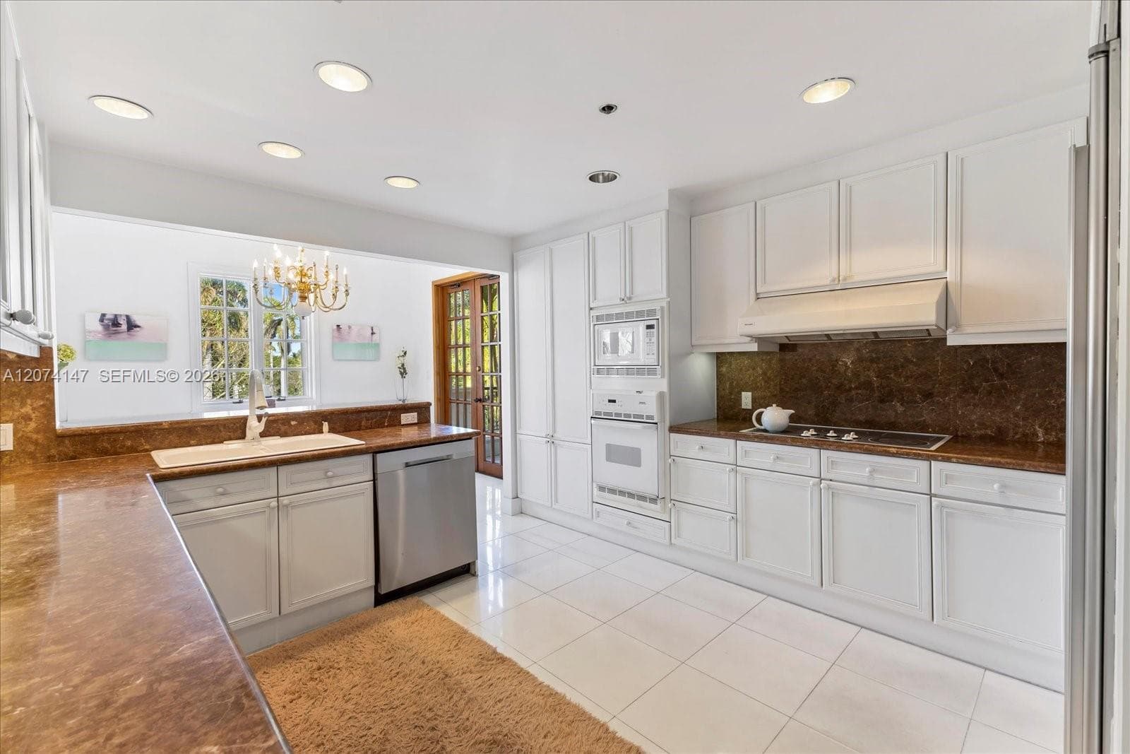 2134 Fisher Island Dr 2134 photo 13