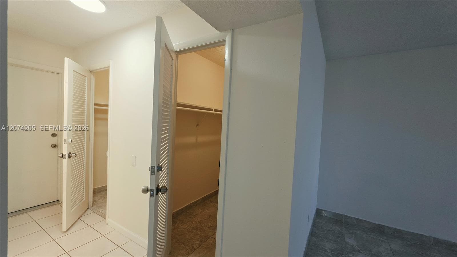1849 S Ocean Dr 202 photo 23