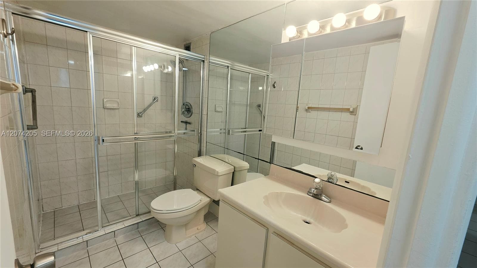 1849 S Ocean Dr 202 photo 14