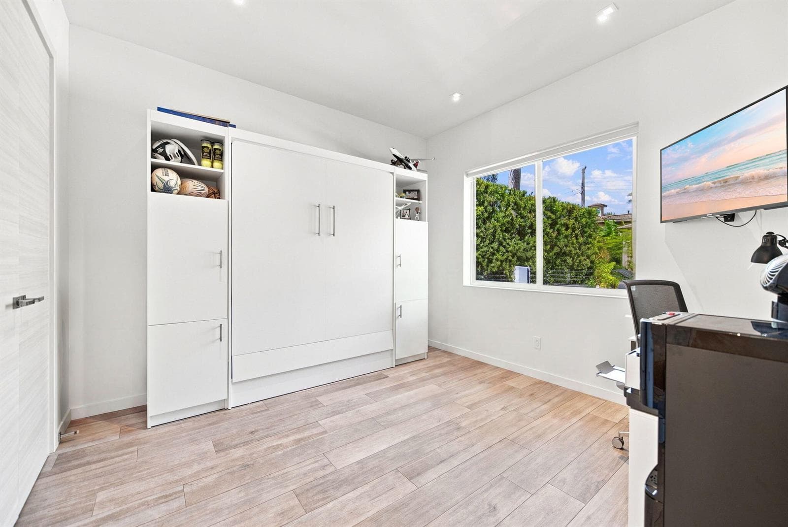 121 S GORDON Road photo 22
