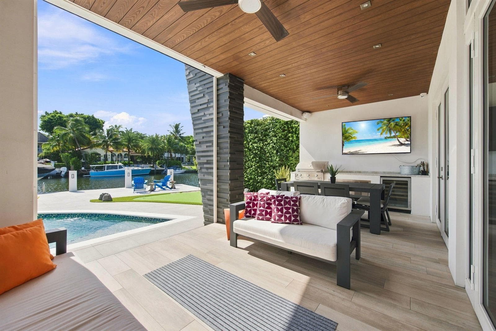121 S GORDON Road photo 3