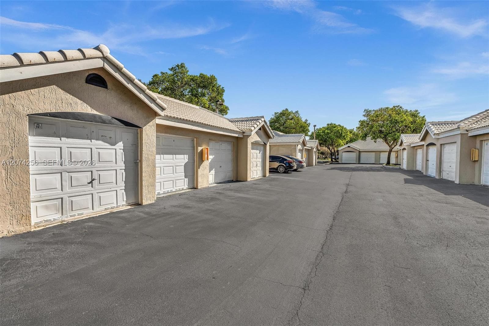 2803 N Oakland Forest Dr 206 photo 12