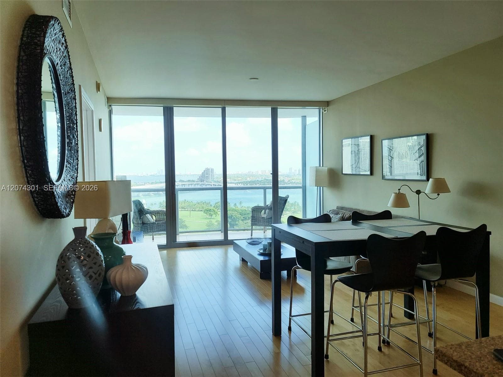 888 Biscayne Blvd 1610 photo 6