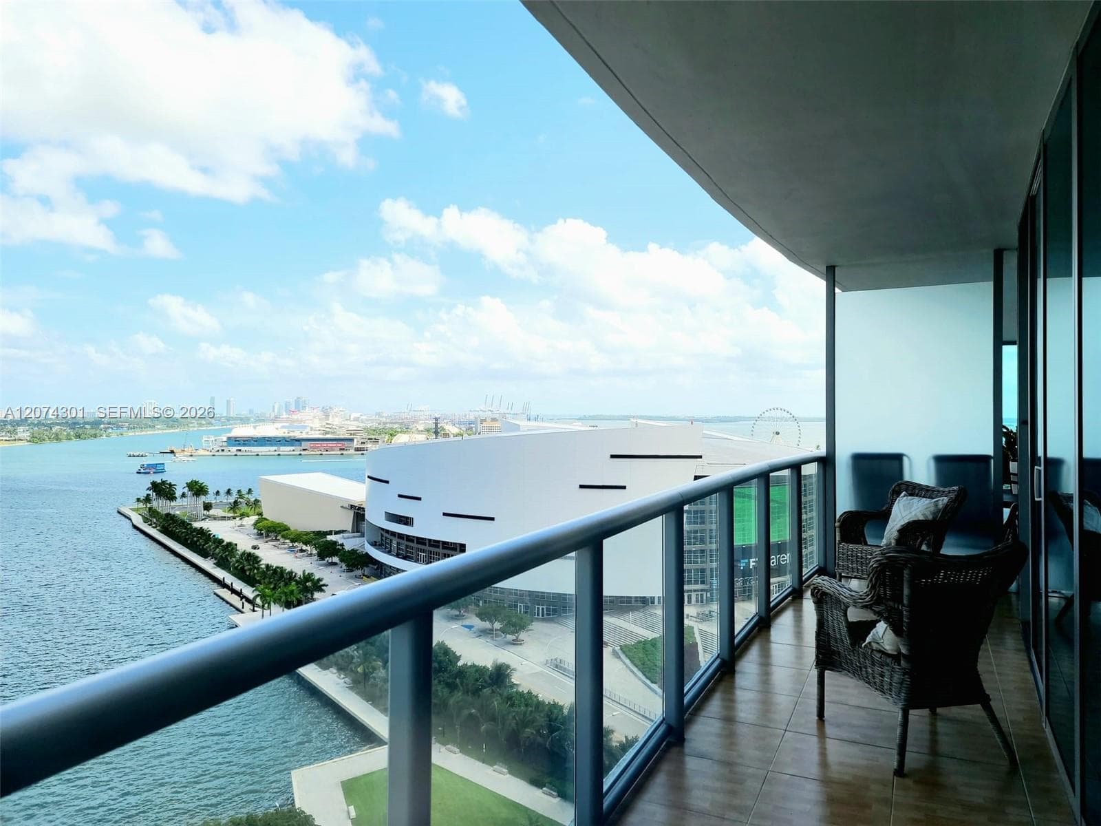 888 Biscayne Blvd 1610 photo 1