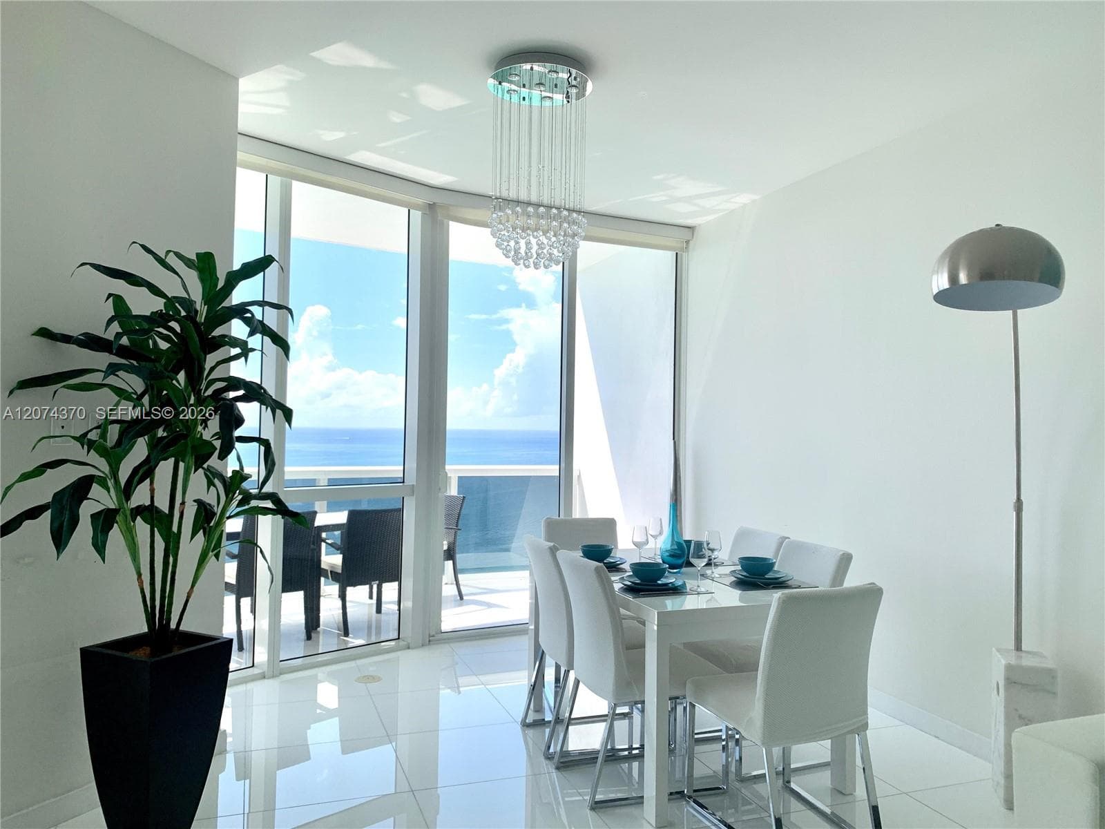 18201 Collins Ave 4409 photo 2