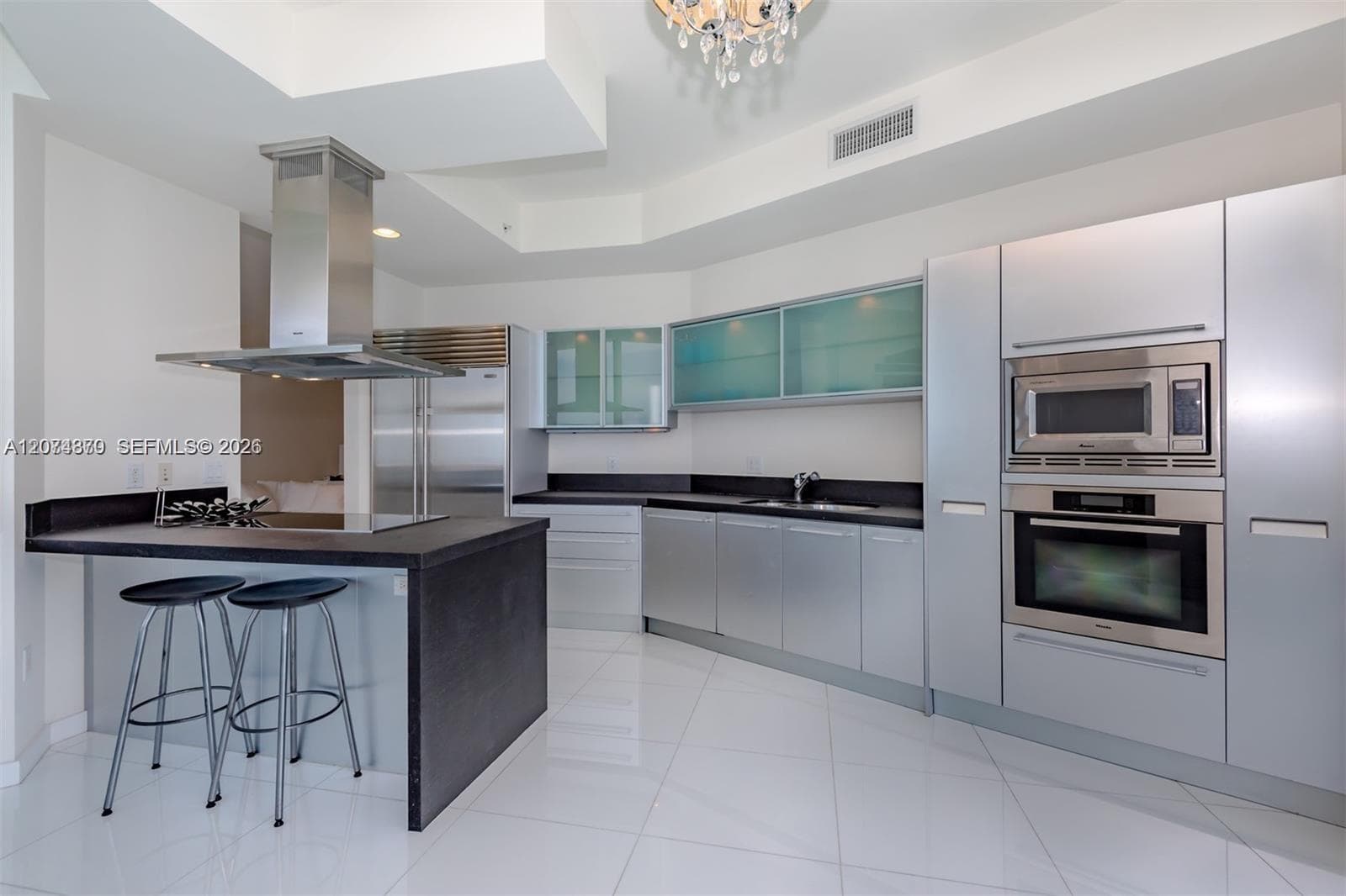 18201 Collins Ave 4409 photo 9