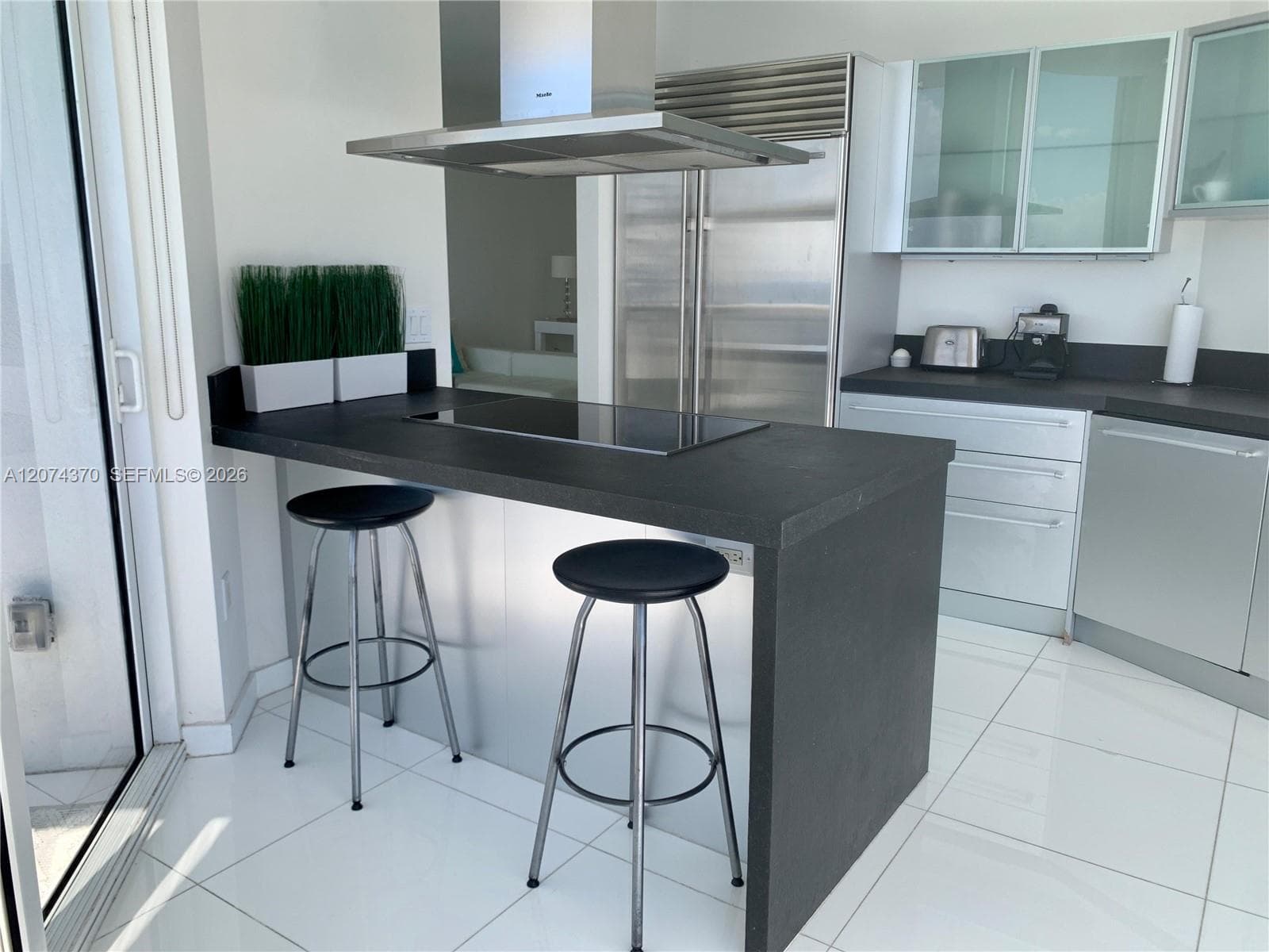 18201 Collins Ave 4409 photo 8