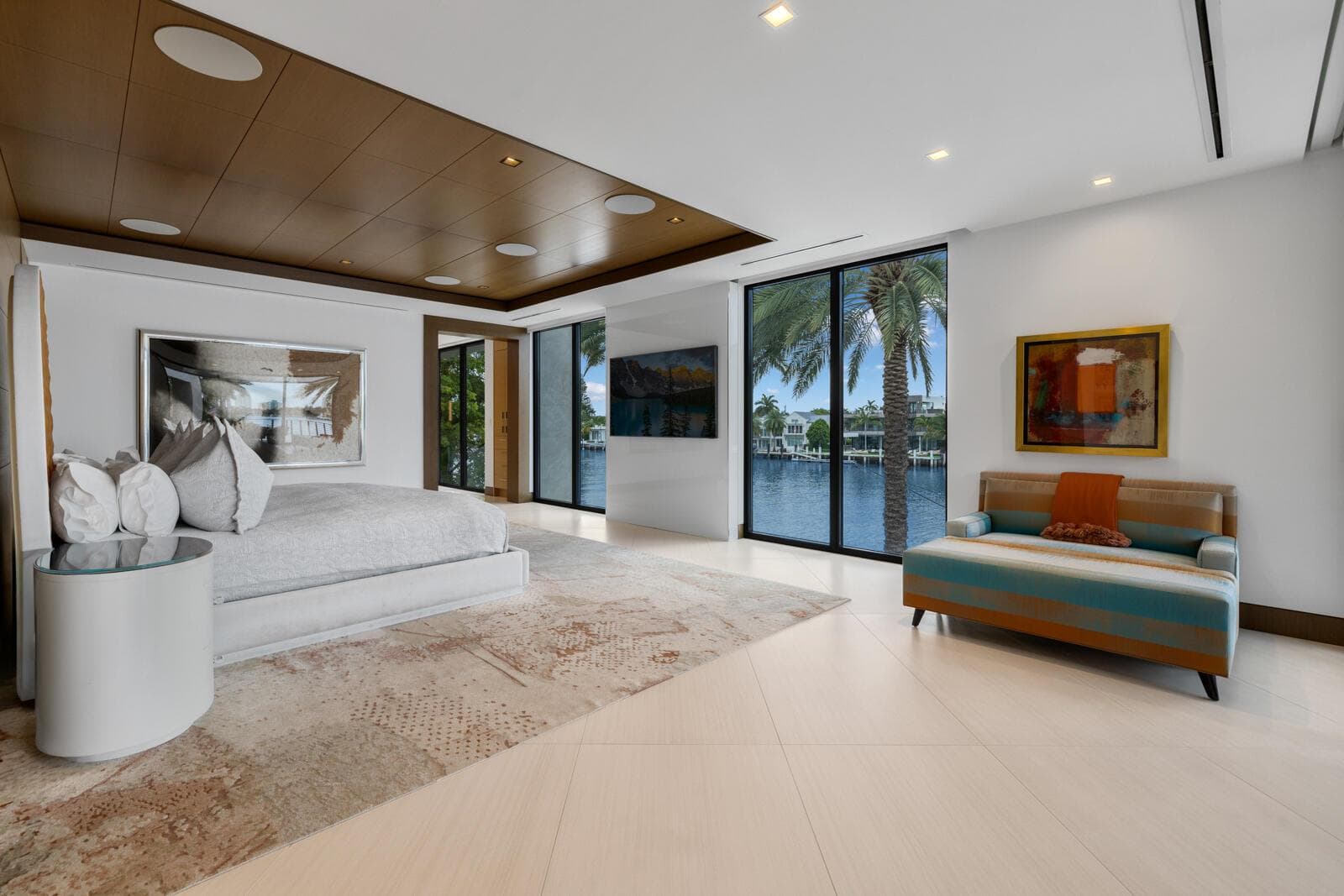 200 Fiesta Way photo 25
