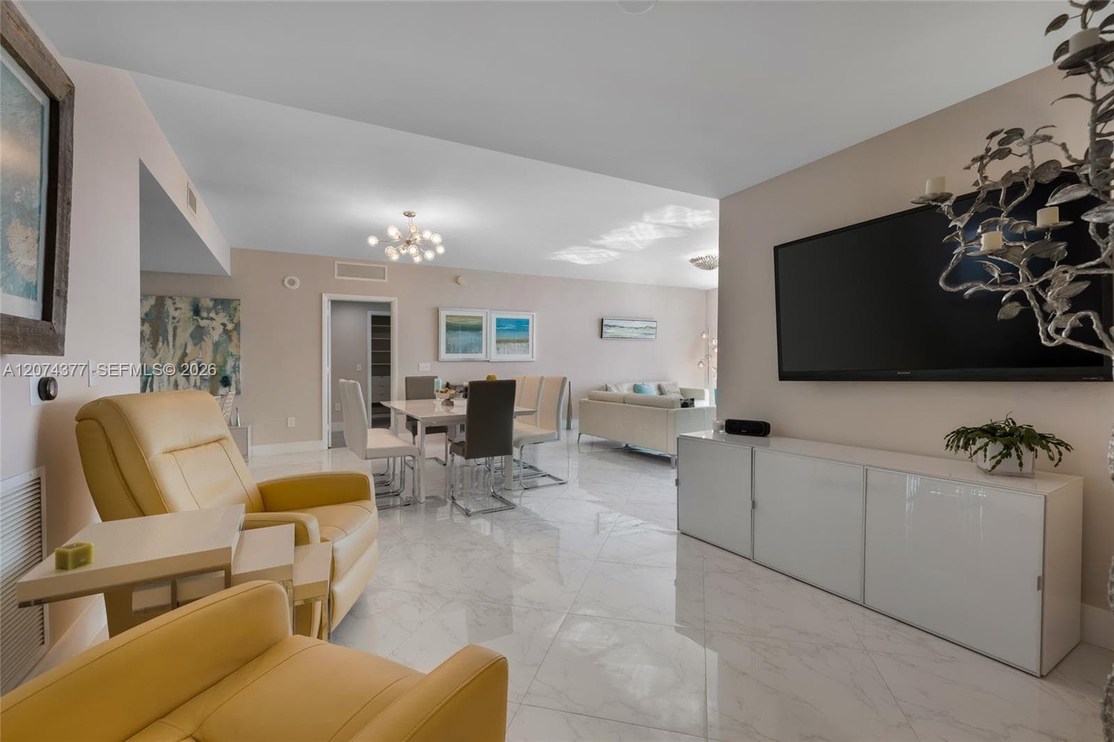 902 photo 17