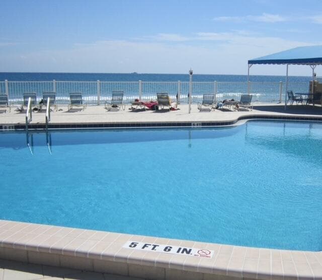 4050 N Ocean Drive 1509 photo 1
