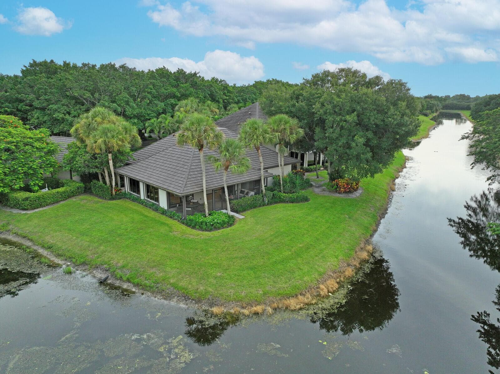 2735 POLO ISLAND Drive K104 photo 4