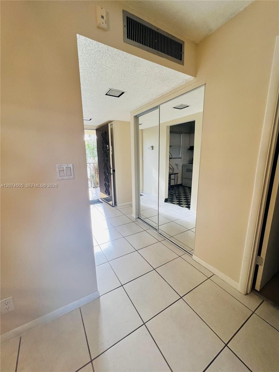 2309 S Cypress Bend Dr 414C photo 9