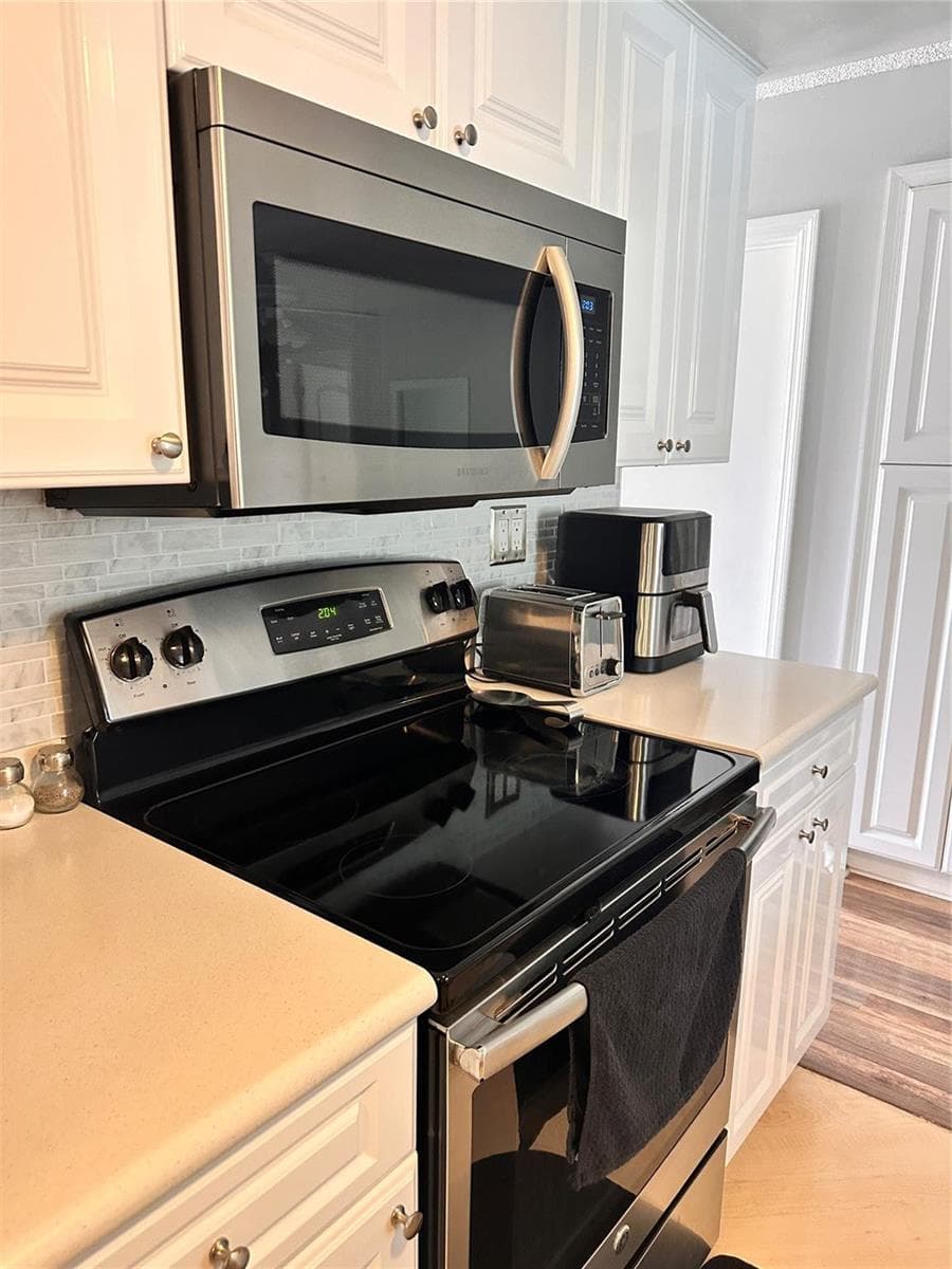 1098 NW 15TH Avenue photo 14