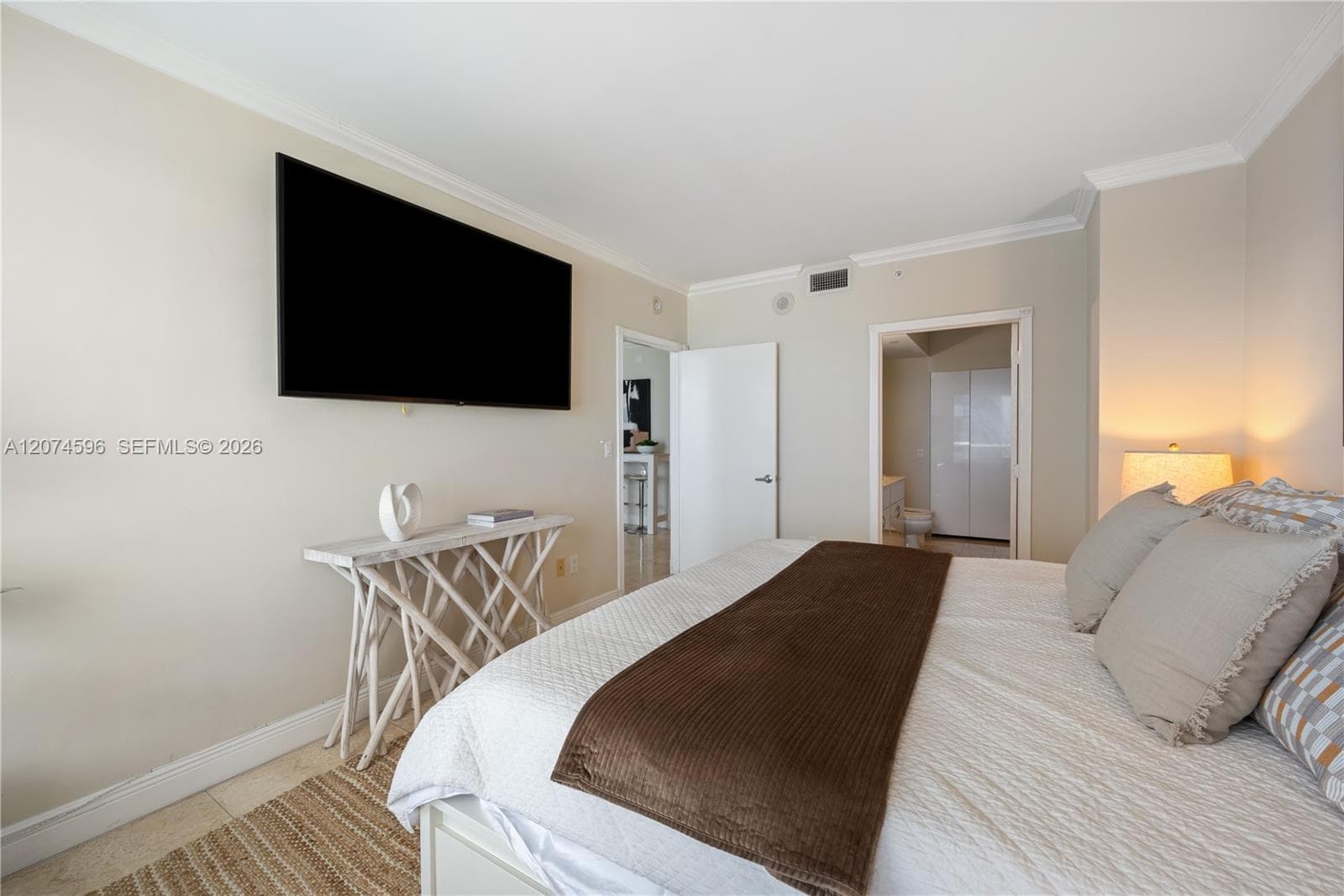 2206 photo 15