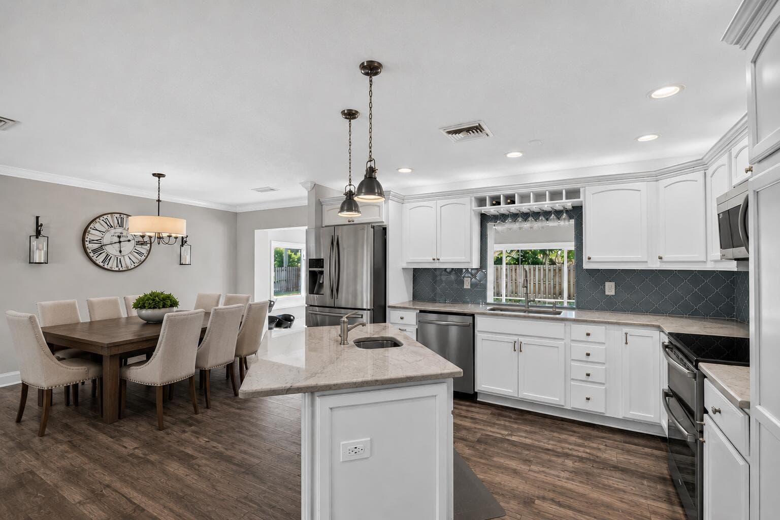 7752 SAINT ANDREWS Road photo 12