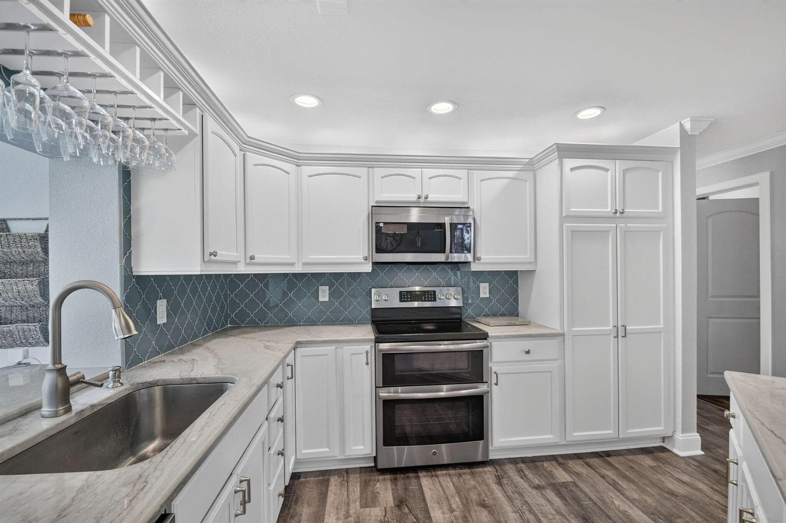 7752 SAINT ANDREWS Road photo 14