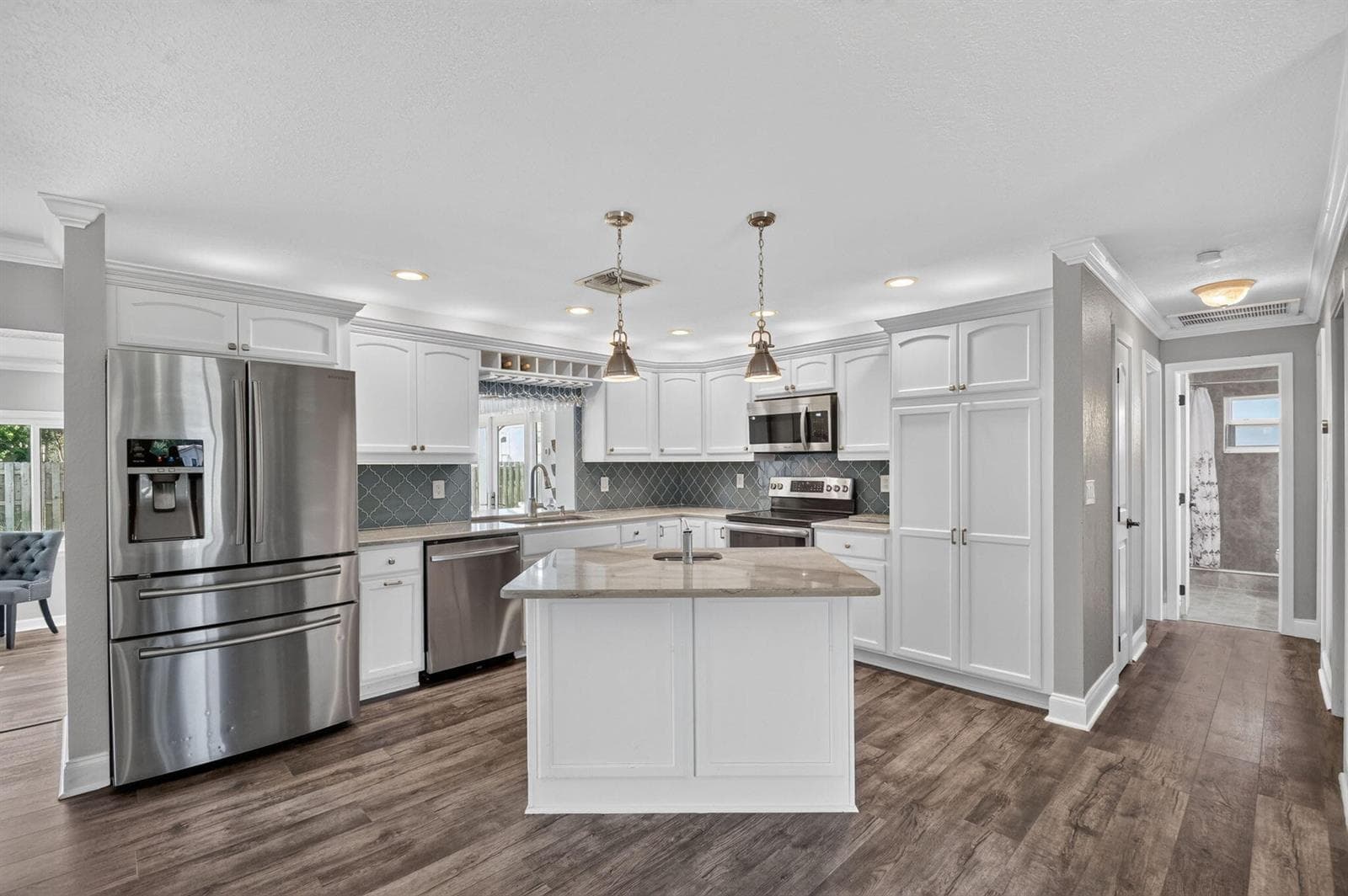 7752 SAINT ANDREWS Road photo 15