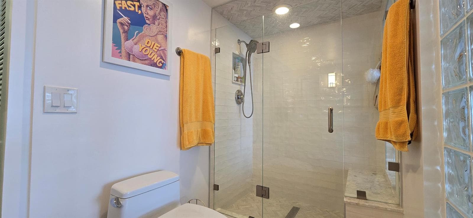 60 Yacht Club Drive 405 photo 20