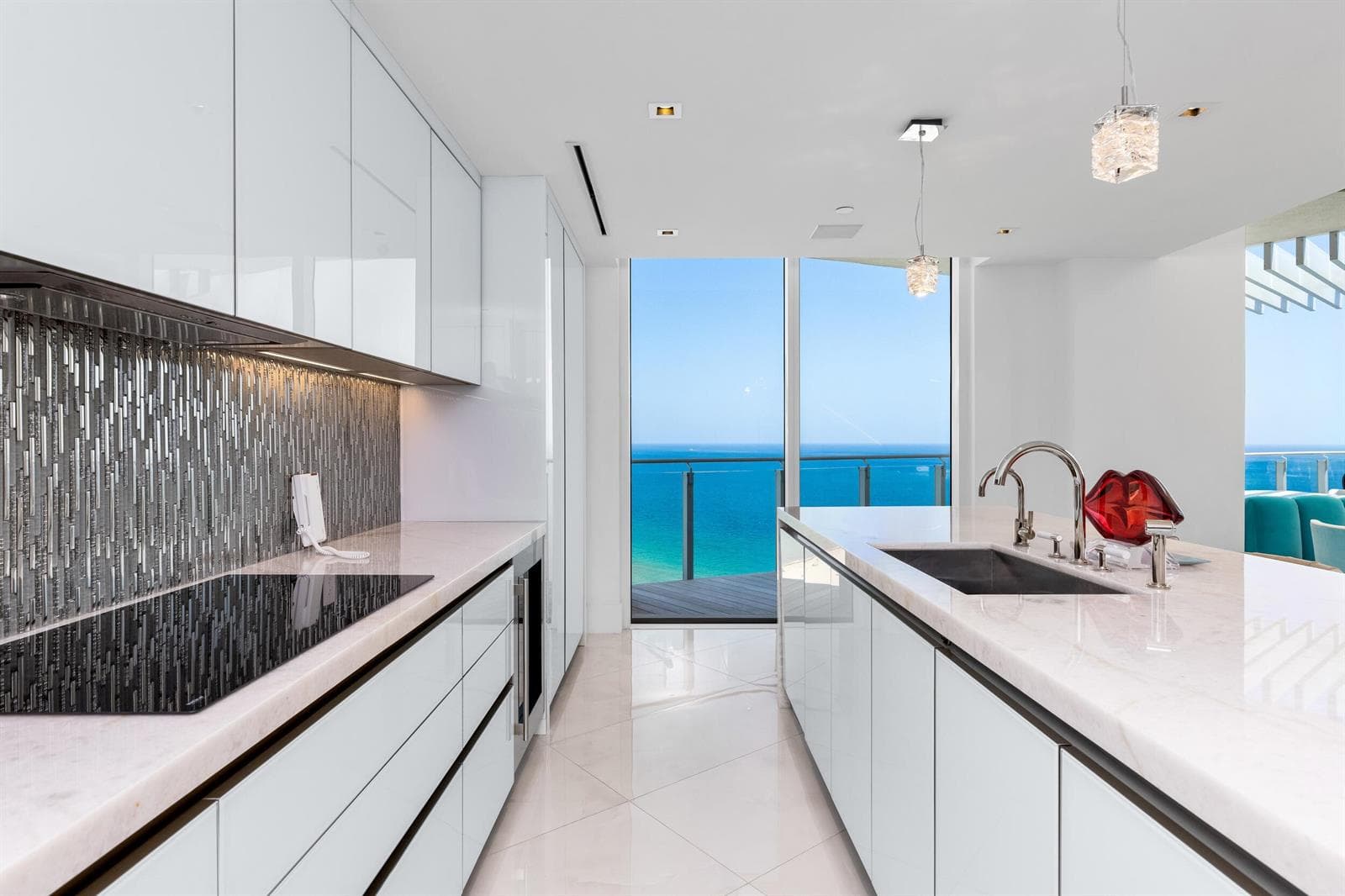 525 N FORT LAUDERDALE BEACH Boulevard 1702 photo 9