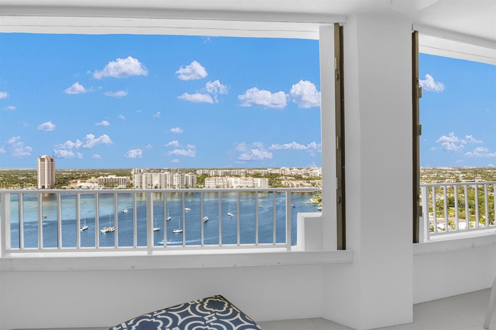 500 S Ocean Boulevard 2209 photo 5