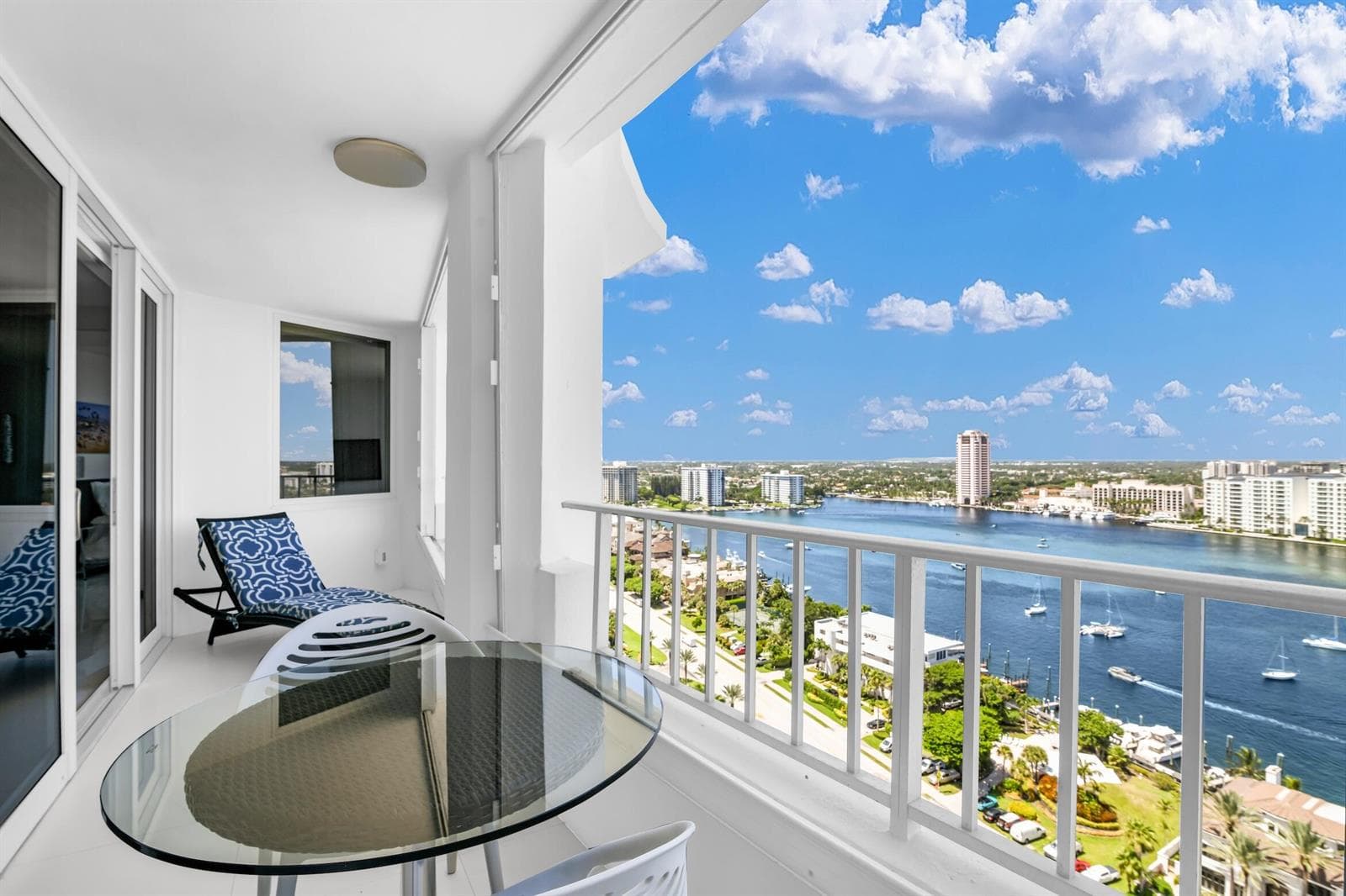 500 S Ocean Boulevard 2209 photo 4