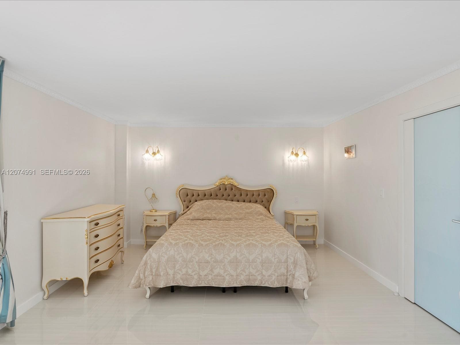 8877 Collins Ave 704 photo 23