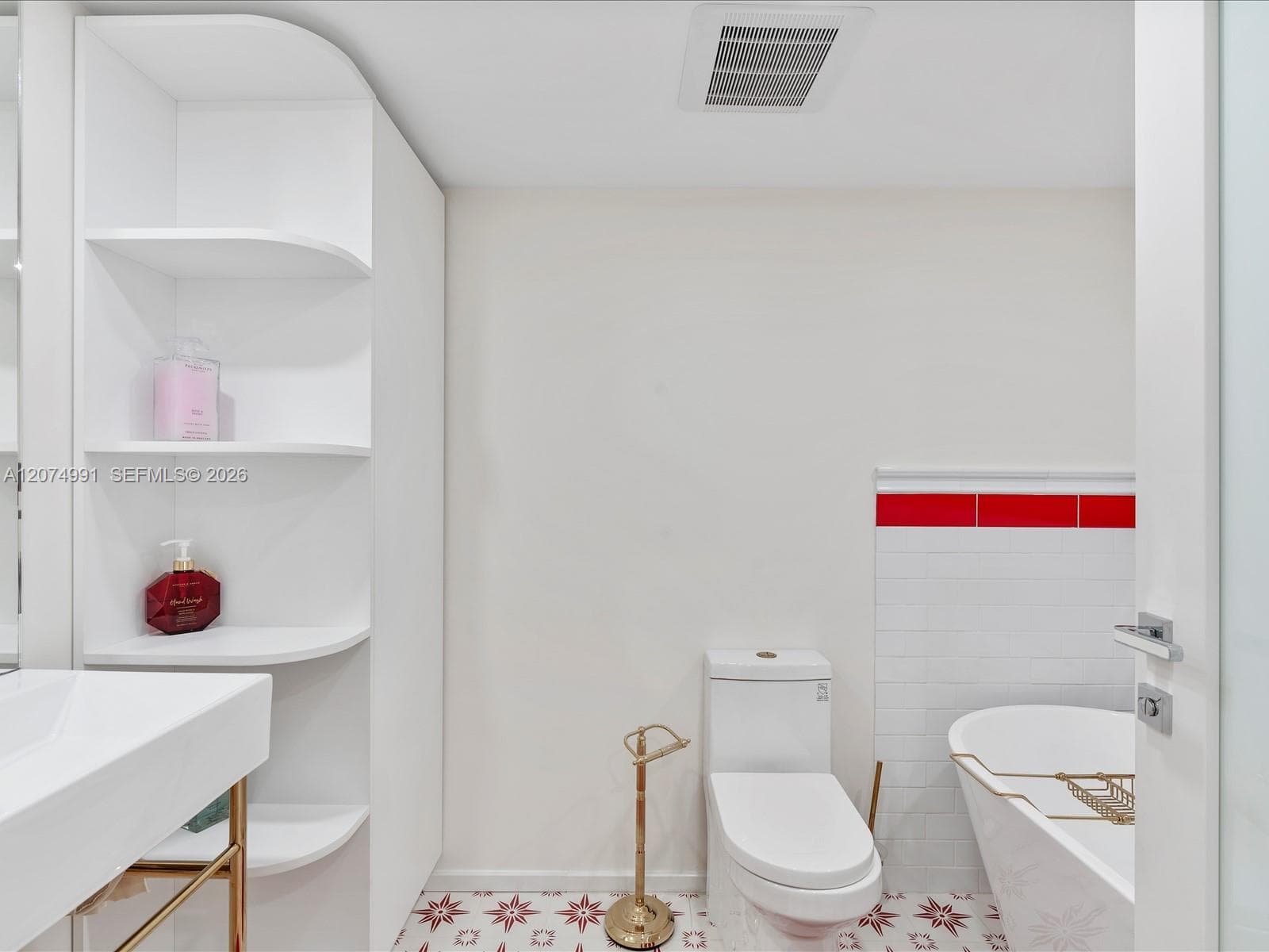 8877 Collins Ave 704 photo 17