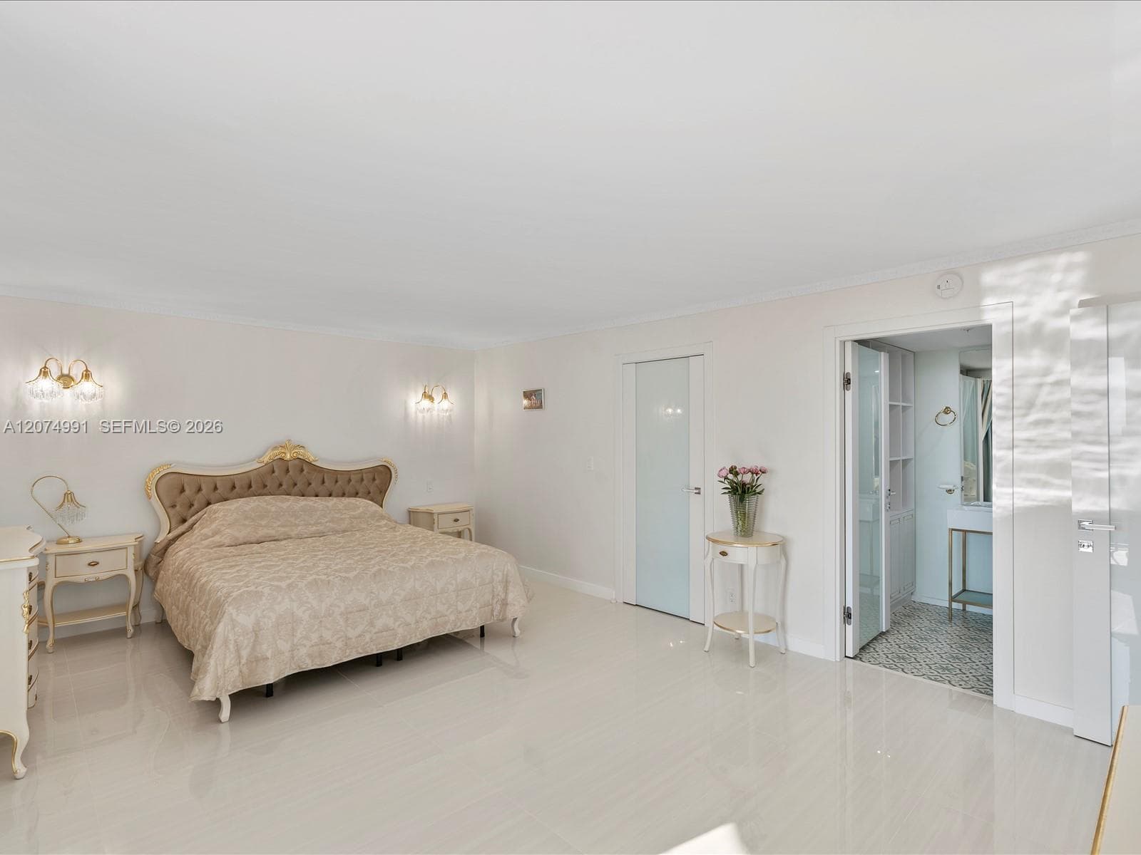 8877 Collins Ave 704 photo 21