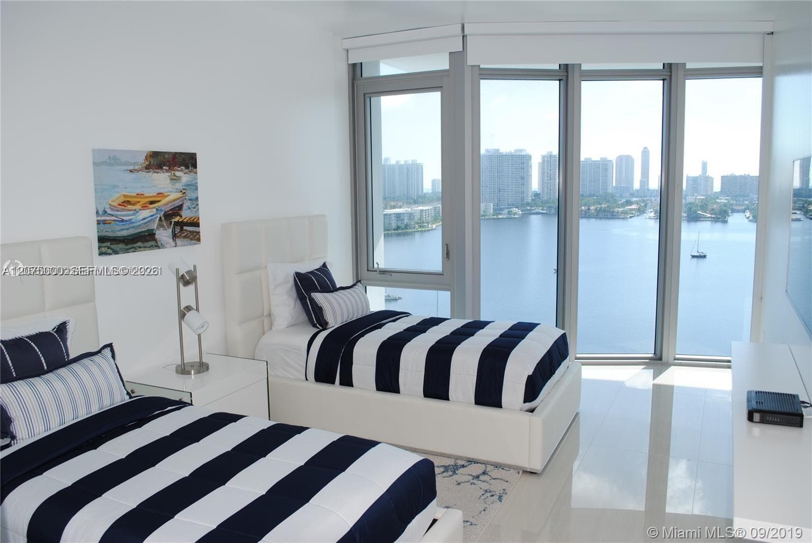 17301 Biscayne Blvd 1211 photo 14