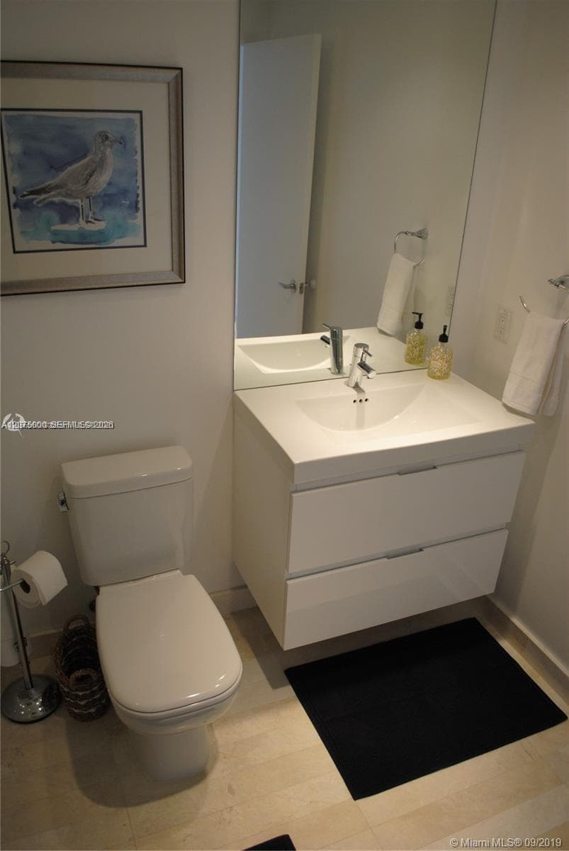 17301 Biscayne Blvd 1211 photo 21