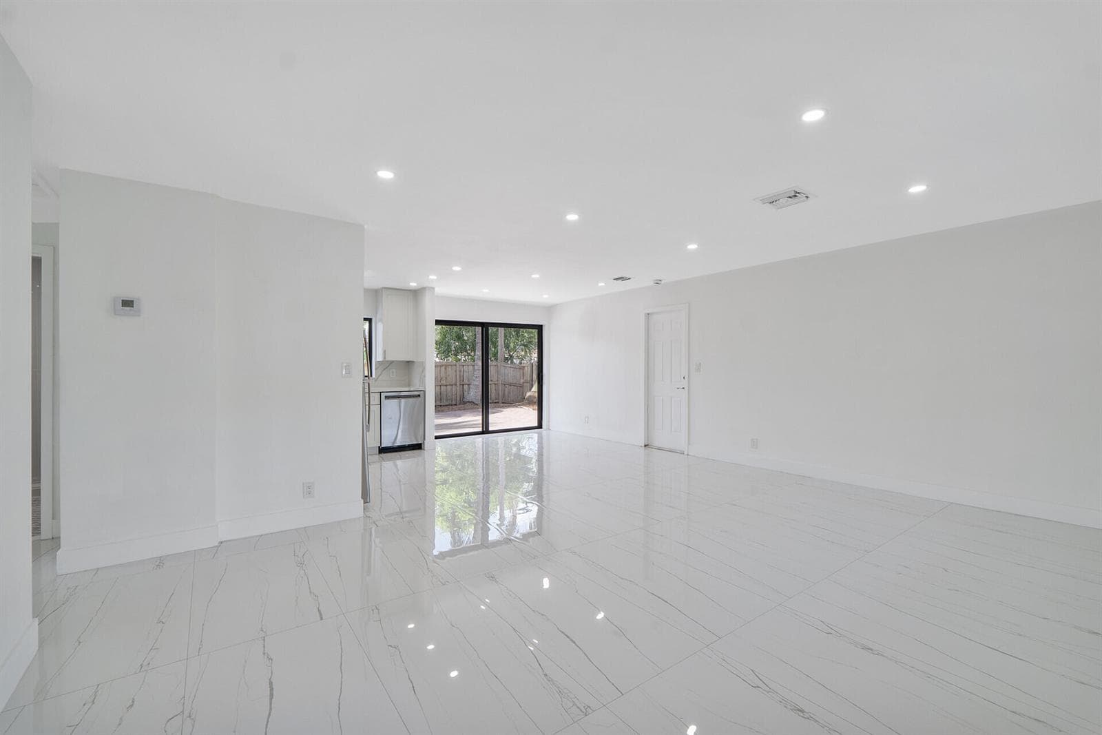 3030 ARTHUR Street photo 13