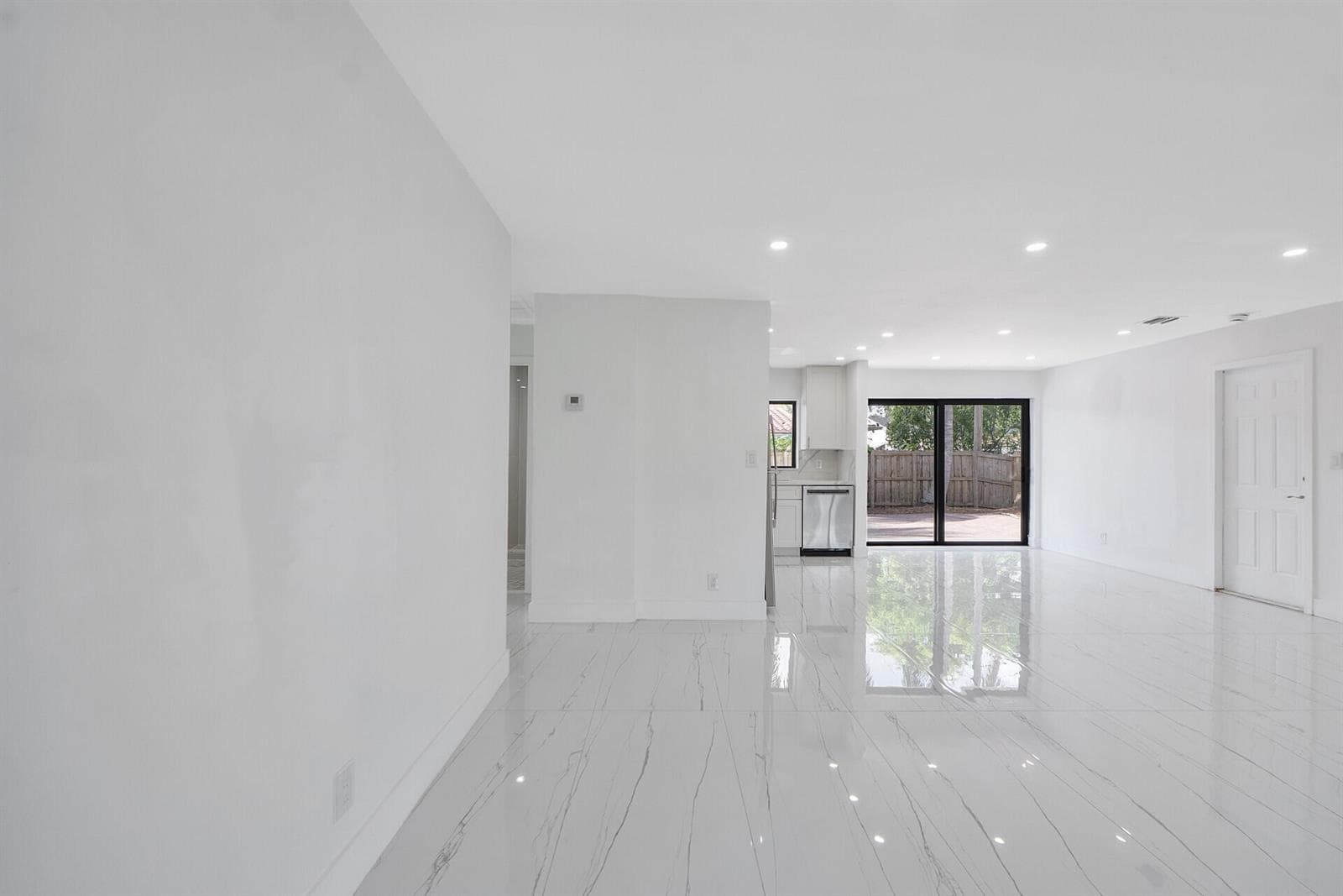 3030 ARTHUR Street photo 12