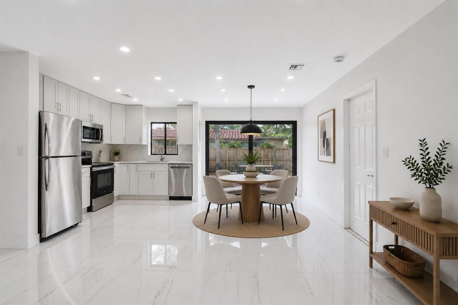 3030 ARTHUR Street photo 5