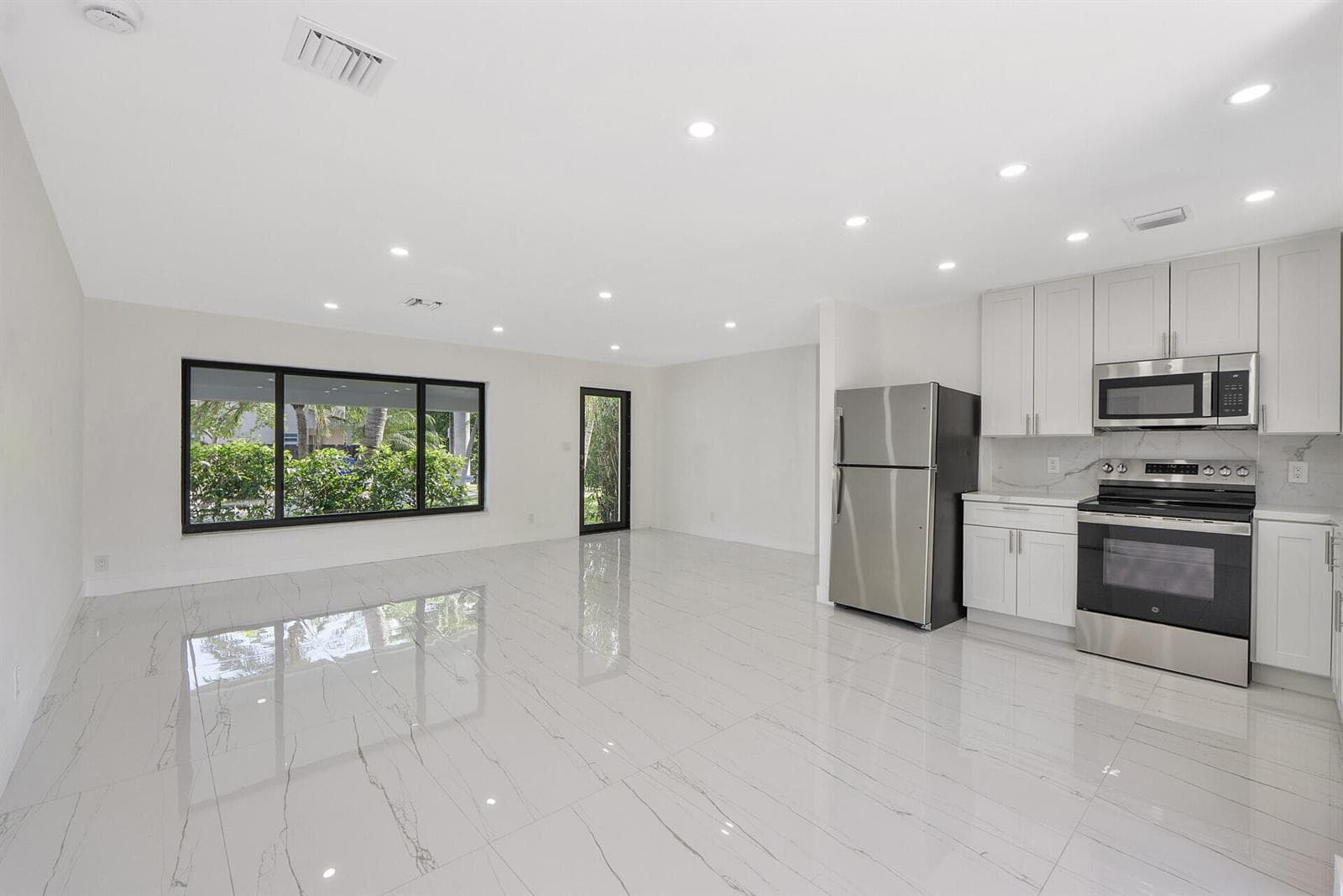 3030 ARTHUR Street photo 20