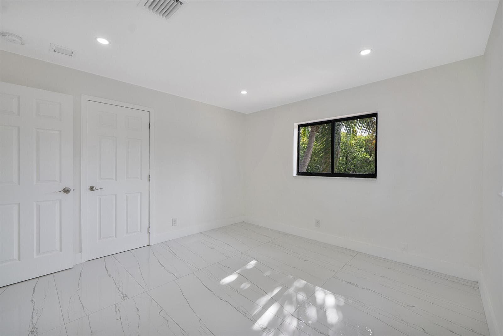 3030 ARTHUR Street photo 24