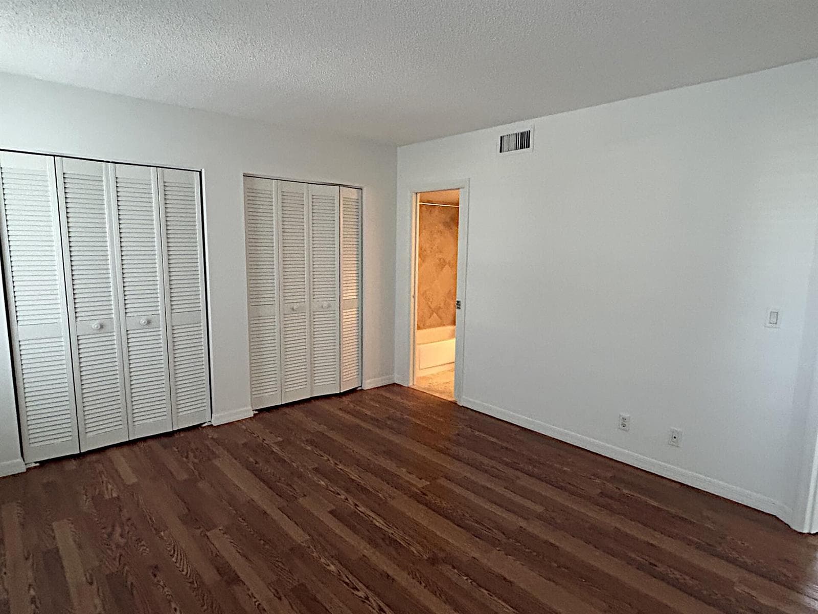 342 Southwind Drive 203 photo 13