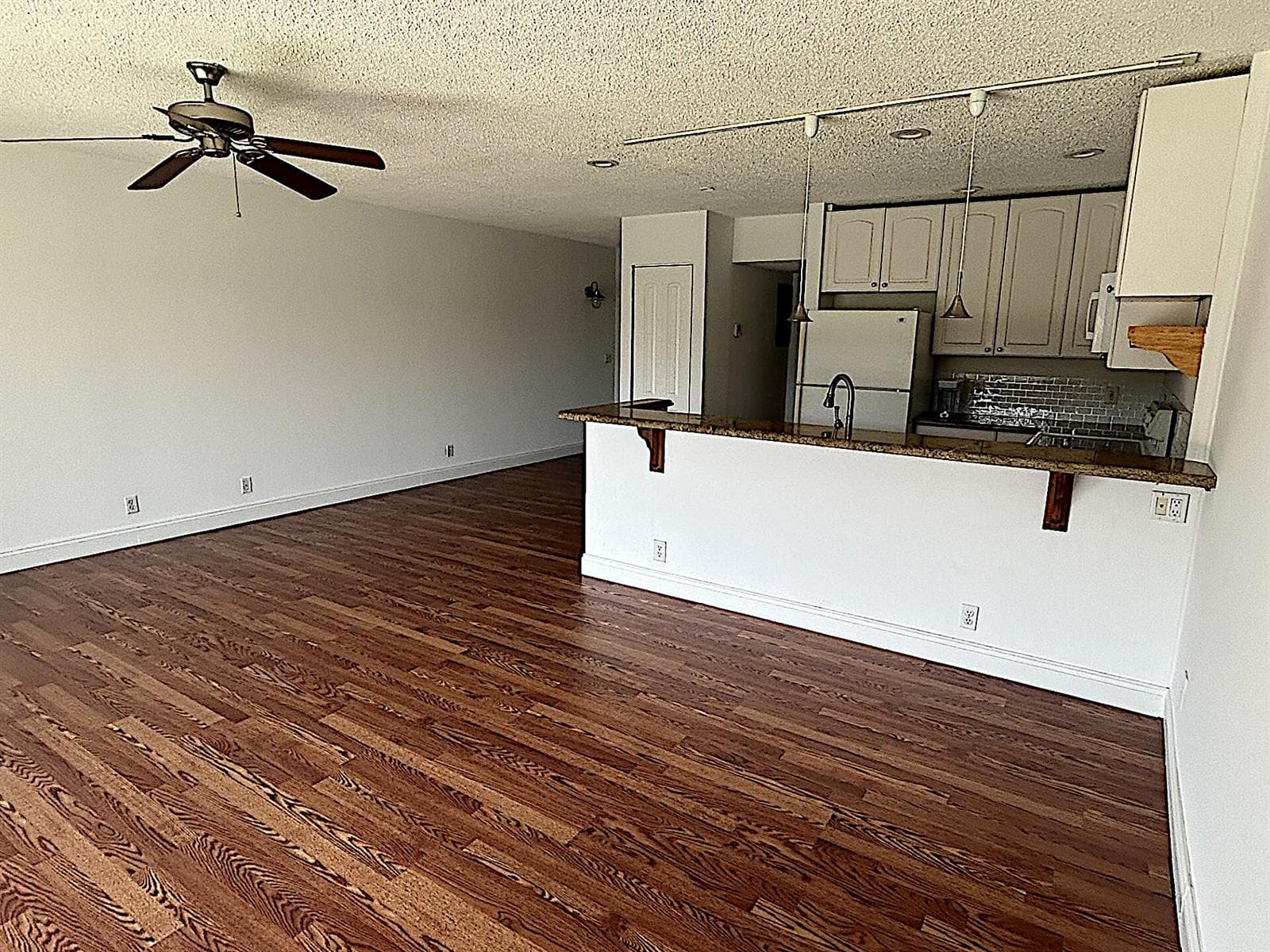 342 Southwind Drive 203 photo 9