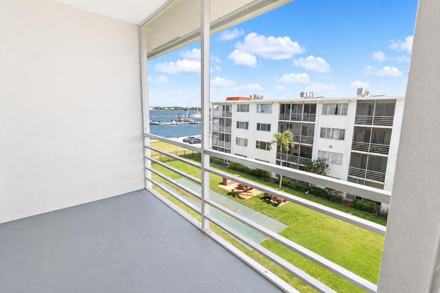 4500 N FLAGLER Drive B21 photo 2