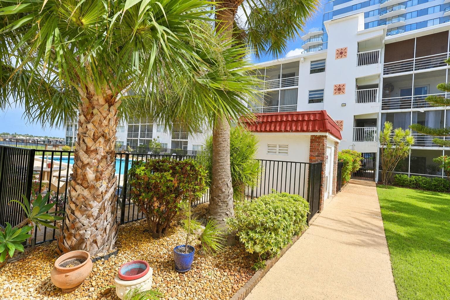 4500 N FLAGLER Drive B21 photo 11