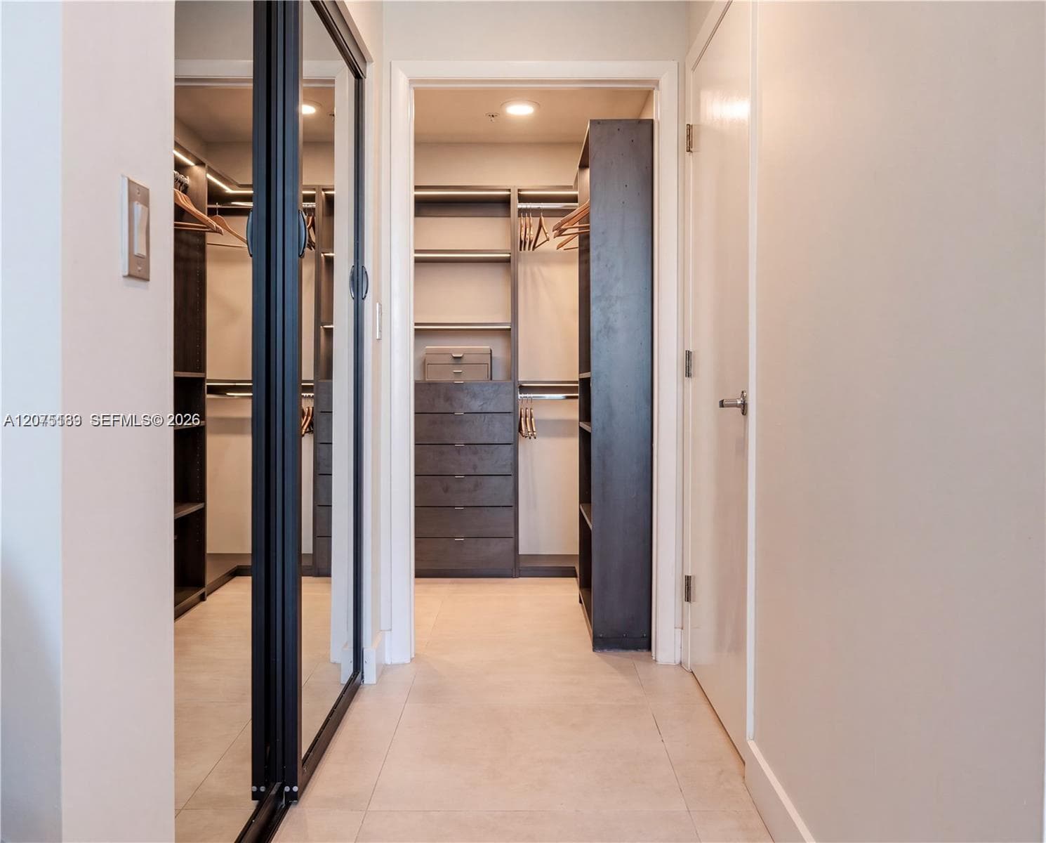 90 SW 3RD STREET 3703-1 photo 10