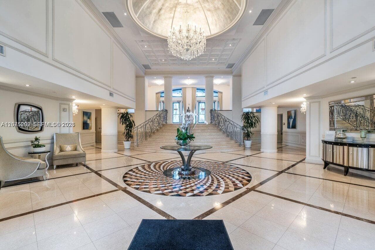 2110 N Ocean Blvd 24D photo 2