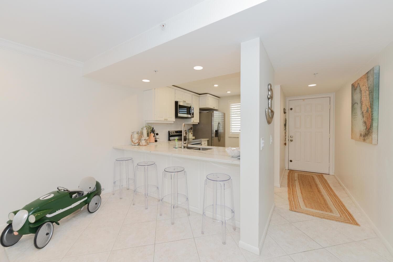 2301 Marina Isle Way 203 photo 1