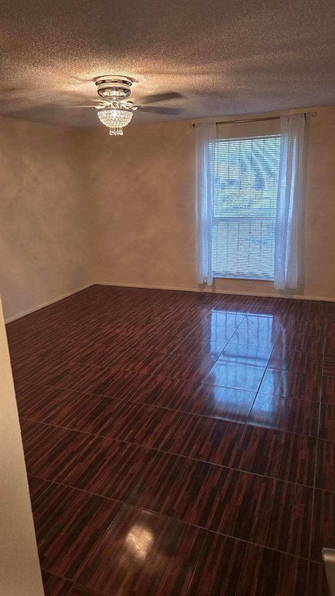 118 CAMBRIDGE Lane photo 23