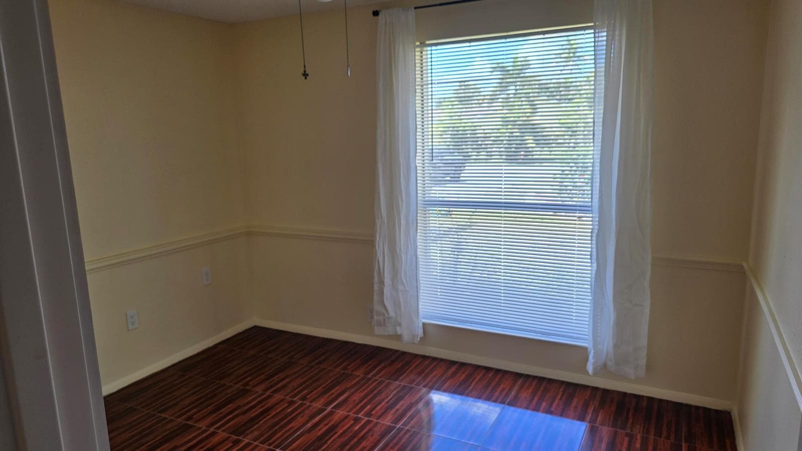 118 CAMBRIDGE Lane photo 22