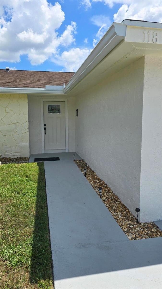 118 CAMBRIDGE Lane photo 3