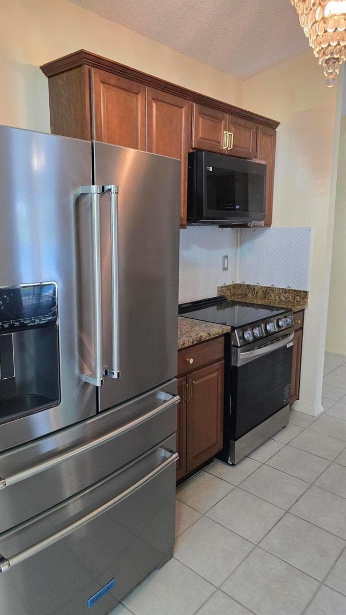 118 CAMBRIDGE Lane photo 11