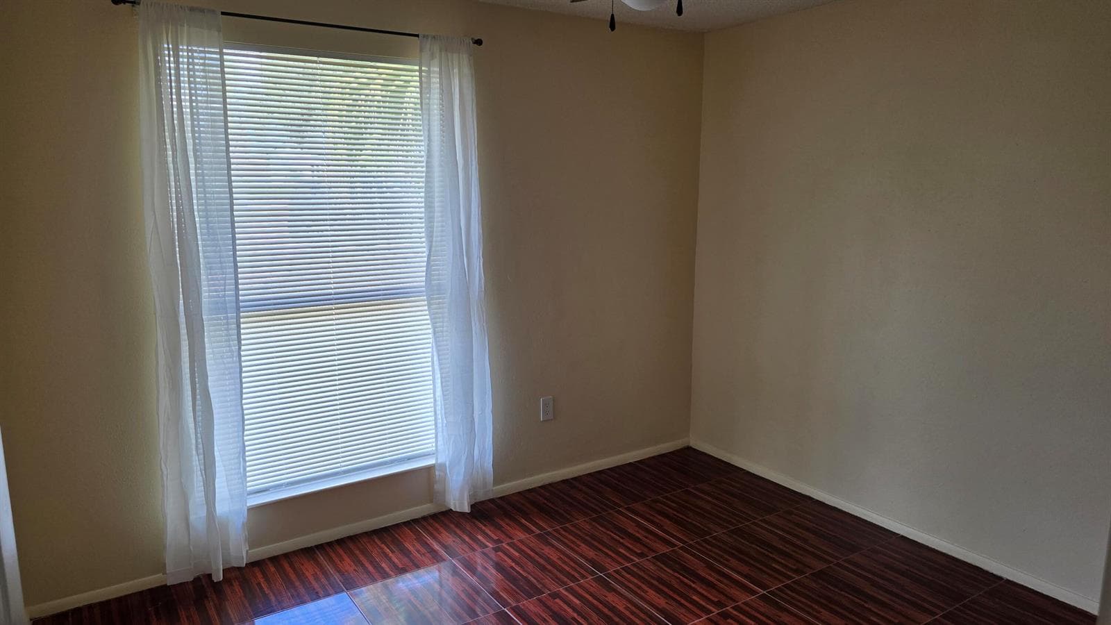 118 CAMBRIDGE Lane photo 21