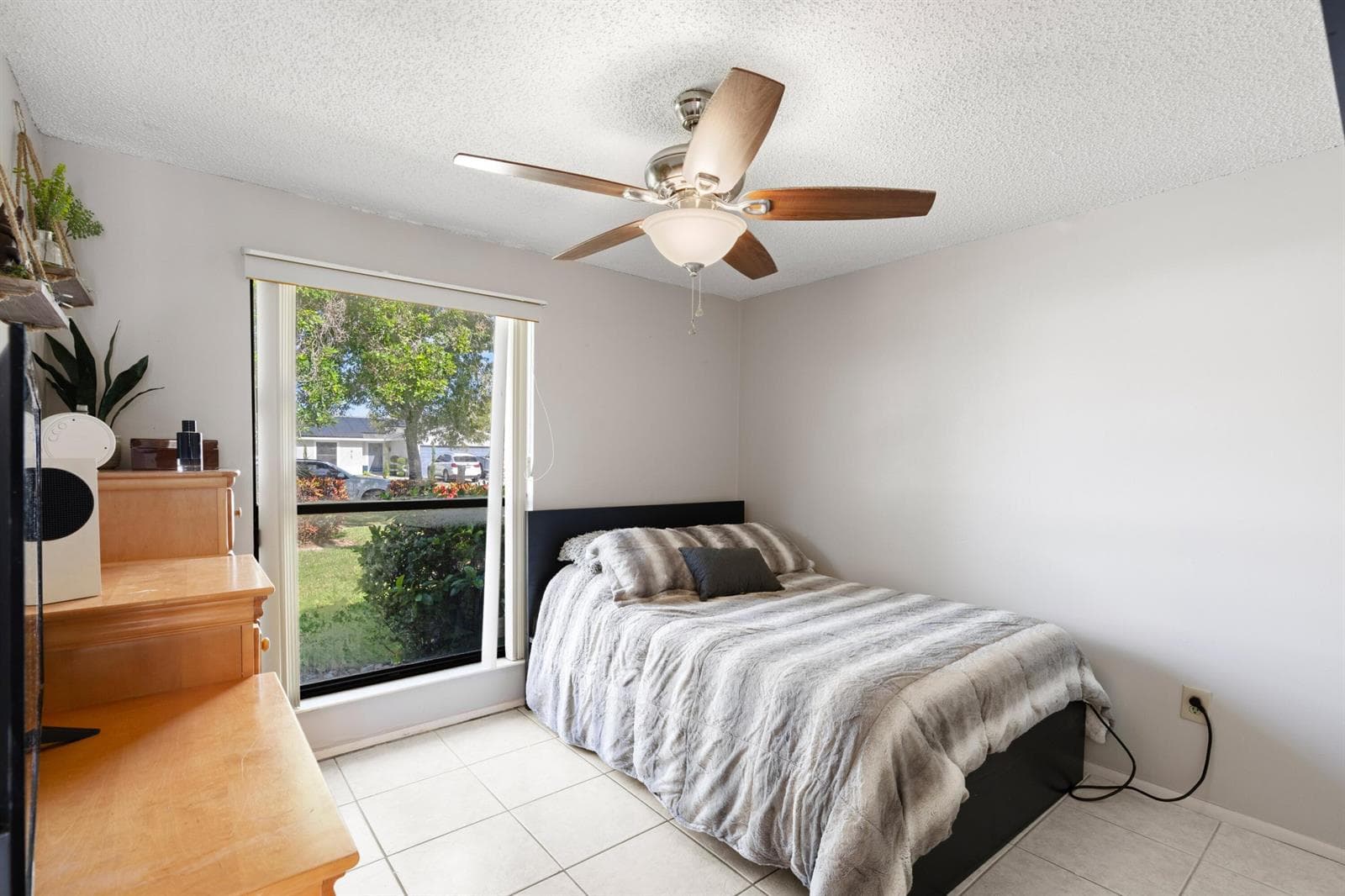 108 Cambridge Lane photo 22