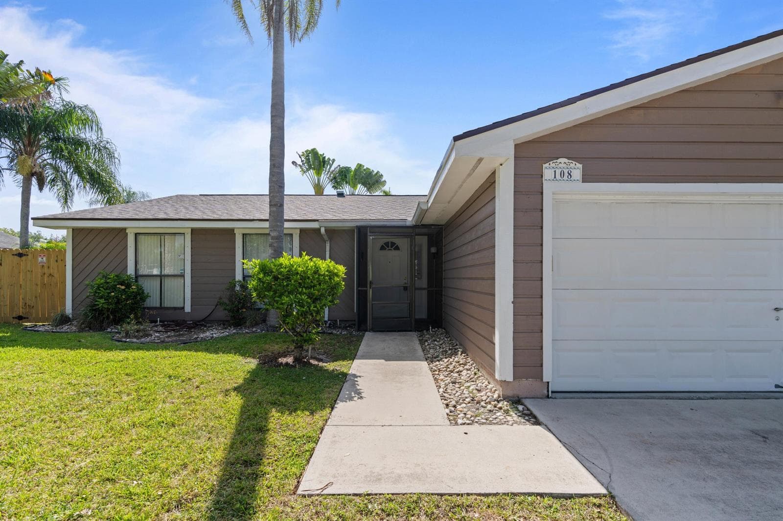 108 Cambridge Lane photo 7